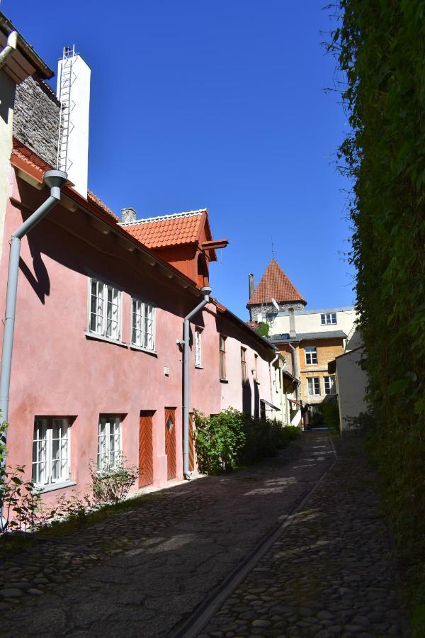 Medieval Home Tallinn Eksteriør bilde