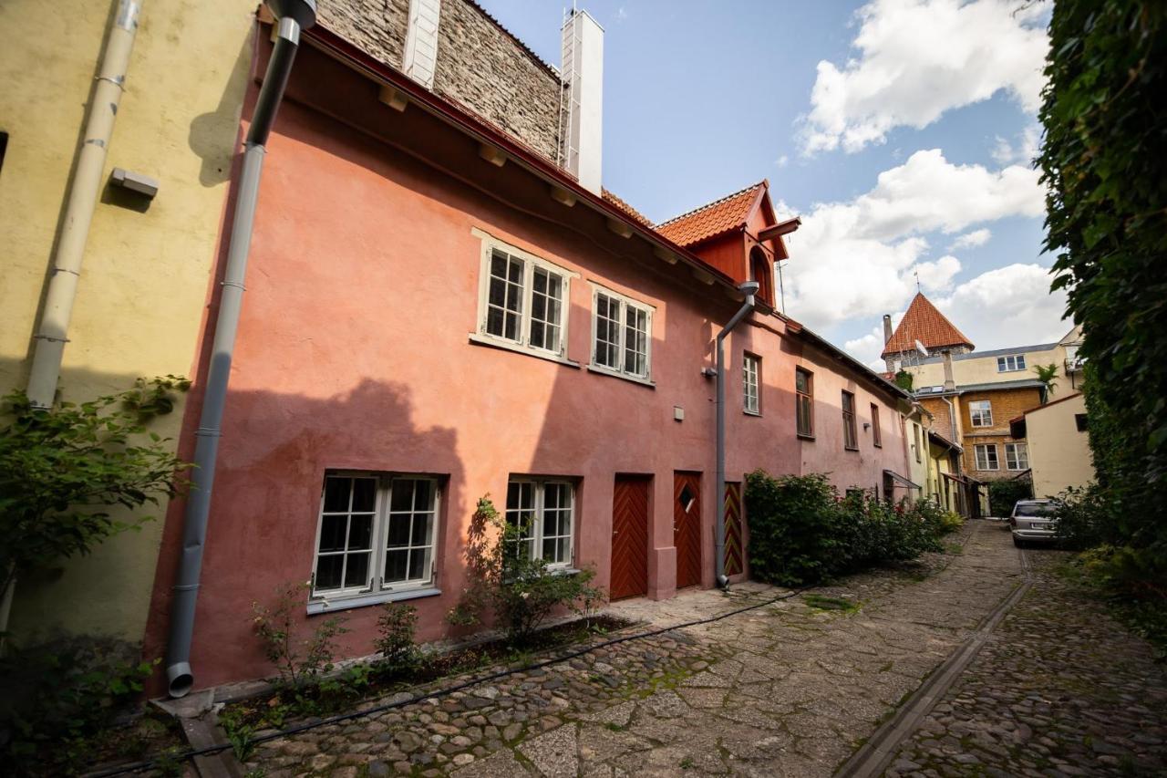 Medieval Home Tallinn Eksteriør bilde